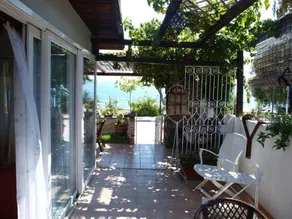 Alonaki Seafront Cottage - Image 5