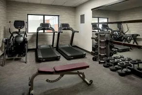 Convenient Stay, Superb Location! Pet-friendly Accommodation, Indoor Pool! - Image 2
