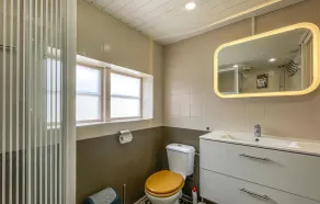 Nice home in Wierum with kitchen - Image 3
