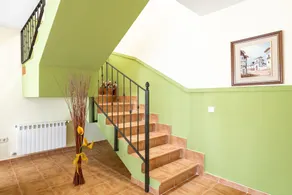 Apartamentos Turísticos La Casa de Dafne - Image 2