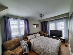 Georgian Bay Cottage- Hot Tub/Sauna/Trail/Run/Bike/Swim//Marina! - Image 3