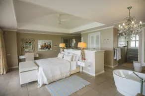 Lyxig privat villa på Eden Island - Image 4