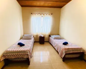 3 bedroom house next to Rua das Pedras - Image 5