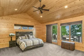 Spa Luxury in an Expansive Cabin Escape! - Image 5