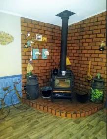 Beachy Farmhouse Cottage - Image 2