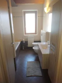 Ny 80m / 2 lägenhet i centrum av Songavazzo - Image 3
