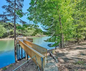 DOCK RENOVATION COMPLETE! Cozy, Pet Friendly Lakefront Home!  Come Visit \"Lake Lure\"! - Image 3