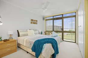 Family friendly apartment with a stunning view - Image 5