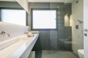 DESMAIS Casa de diseño y vistas impresionantes - Image 5