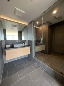 Hollywood Hills Luxury Japanese Zen Retreat with Views, Hot Tub & 3 Bedrooms - Image 4