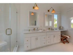 Discounts! Beautifully decorated 206 Ocean Blvd. Oceanfront, Pool/Hot Tub, Elevator - Image 3