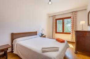 Holiday Home 'Es Jaç' with Mountain View and Garden - Image 4