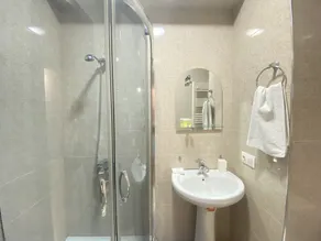 One bedroom apartment with salon - Image 4