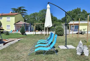 Villa with outdoor swimming pool and playground - Image 4