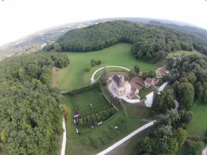 MANOR vildmark i nærheden af ​​en landsby og undere i Périgord - Image 2