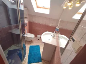 Holiday apartment 100 m from the beach - Image 3