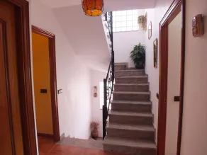 Villa Vivalavida home holidays. 1 km from beach Costa Brava. Major 25+ - Image 2