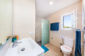 Ferienapartments 'Trevol Suits' mit Meerblick, WLAN, Klimaanlage und Platz für 7 Personen - Image 3