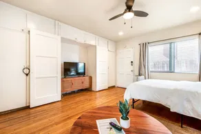 Belmont Shore Studio • Walk to Beach & 2nd Street Dining - Image 4
