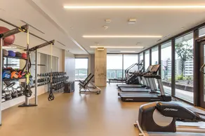 Luxury Condo w/ Lake View -Walk to Rainey & Lake, Pool, Gym, King Bed, Nespresso - Image 2