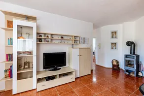 Apartamento 'Ayleen' con vistas a la montaña, terraza privada y wifi - Image 2