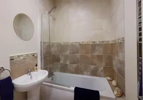 Filey Shore - Beautiful 3 bedroom house with parking and garden, close to centre - Image 2