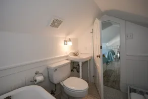 Updated 2-Bedroom W/Loft in Seaside 1 Block to Beach, 2 Adult Bikes, Sleeps 8 - Image 5
