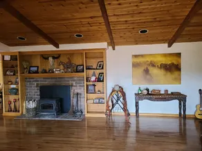 Ranch House with Mountain View - Image 2