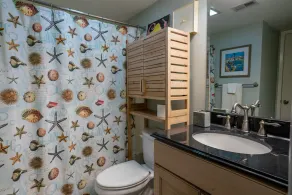 Schöne Aussichten, 1. Etage, günstig gelegen, neuer Reno! - Image 4