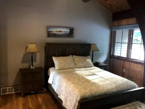 WELCOME TO ON THE ROCK - A RECENTLY RENOVATED  BEAUTIFUL LAKE FRONT HOME - Image 4