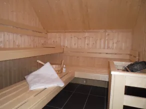 Reetkoje - thatched house with fireplace, sauna, WiFi - between Bodden and Baltic Sea - Image 2