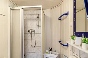 Holiday Home \"Grietje's Huus\" with Private Terrace, Fireplace and Wi-Fi - Image 3