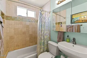 Enjoy Beachlife in Quaint Beach House 4 min walk to beach - Image 2