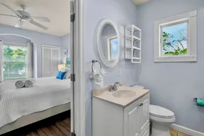AMI Escape! King Suite, Twin Room and Ping Pong Near Holmes Beach - Image 4