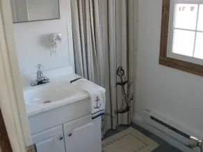Casa galleggiante nel porto di Boston Wifi A / C / Heat Essere cullato per dormire - Image 3