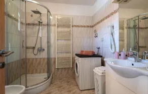 Meravigliosa casa con 3 camere da letto. - Image 4