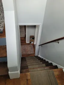 Newly updated cozy home, 3 blocks from town center - Image 2