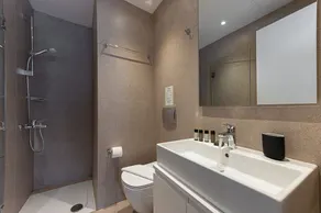 Kriel Suites by LIV Homes 304 - Image 2