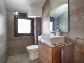 25km Barcelona · Duplex with 2 terraces and close to the beach - Image 3