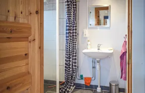 Beautiful home in Vassmolösa with sauna - Image 5