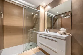 Appartement 'Avalon' avec vue sur la mer, Wi-Fi et climatisation - Image 2