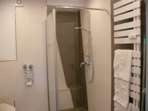 Comfortable apartment in a quiet location. - Image 3