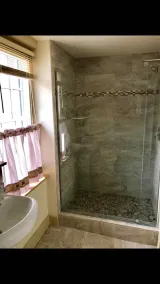 Spring Hill Inn - Image 4