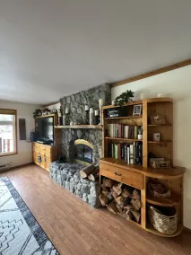 Riverfront Cabin! BBQ, HOT TUB, FIRE PIT, 4 BEDROOMS - Image 2