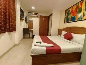 hotel beach crown juhu - Image 3