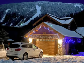 Morrisey Chalet At Sun Peaks: Magnifique maison de montagne dans un cadre paisible! - Image 4