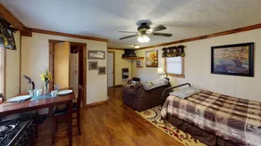 Adorable Hocking Hills Couples Cabin w/ Hot Tub - Image 3