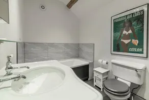 Upper Valley Barns - Six Bedroom Villa, Sleeps 14 - Image 2