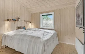 3 Bedroom Stunning Home In Juelsminde - Image 5