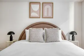 Beautiful Chelsea 1BR w/ Doorman & Gym, near High Line, by Blueground - Image 5